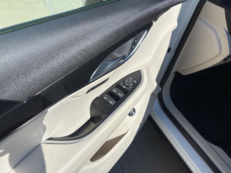 Buick Envision Essense 2022