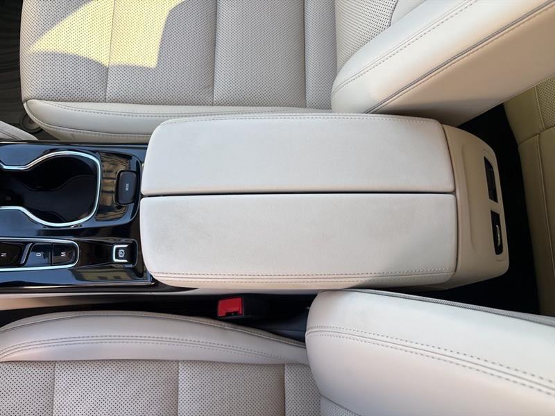 Buick Envision Essense 2022