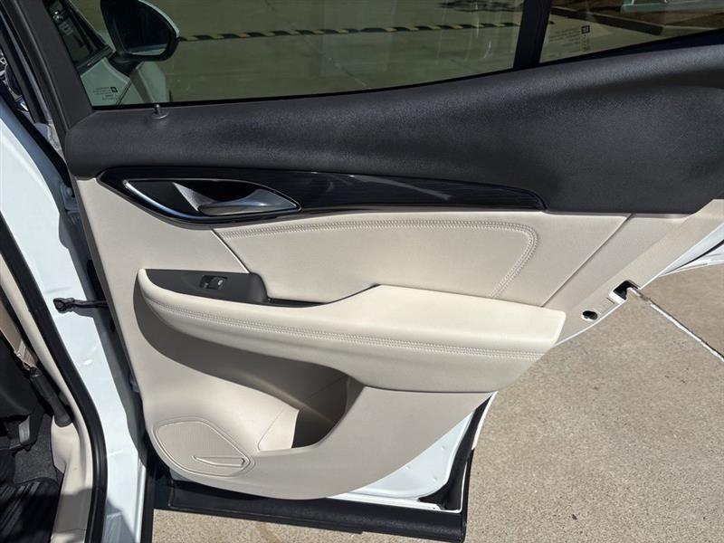 Buick Envision Essense 2022