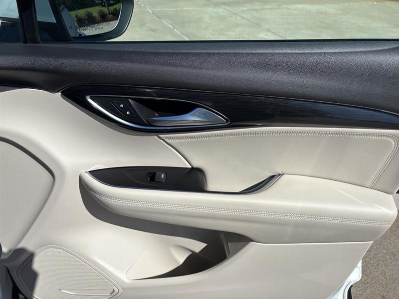 Buick Envision Essense 2022