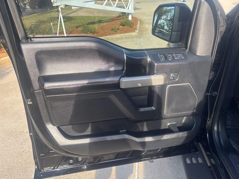 Ford F-150 Raptor SuperCrew 4WD 2018