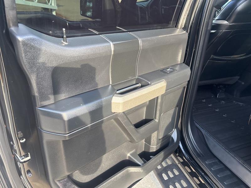 Ford F-150 Raptor SuperCrew 4WD 2018