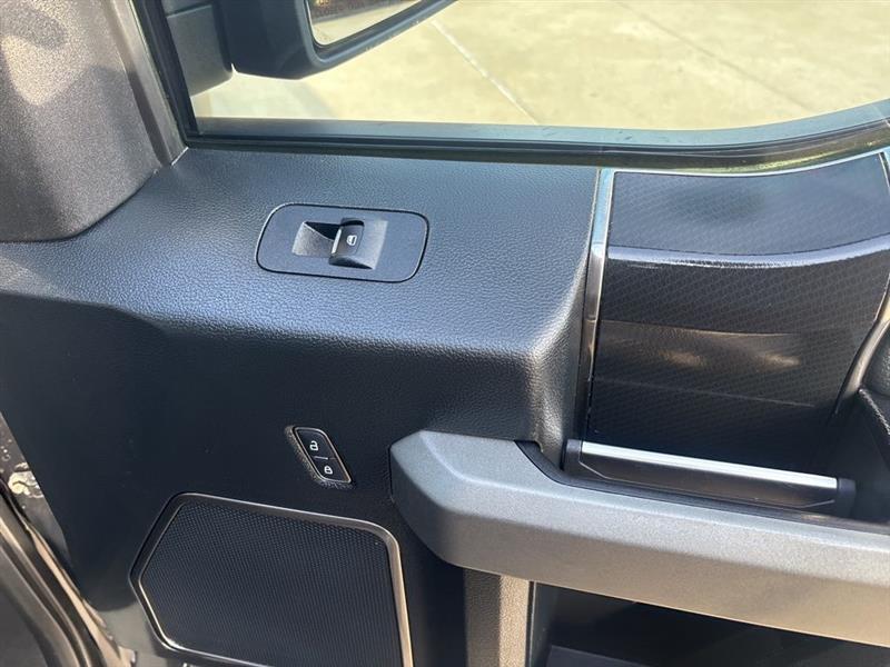 Ford F-150 Raptor SuperCrew 4WD 2018