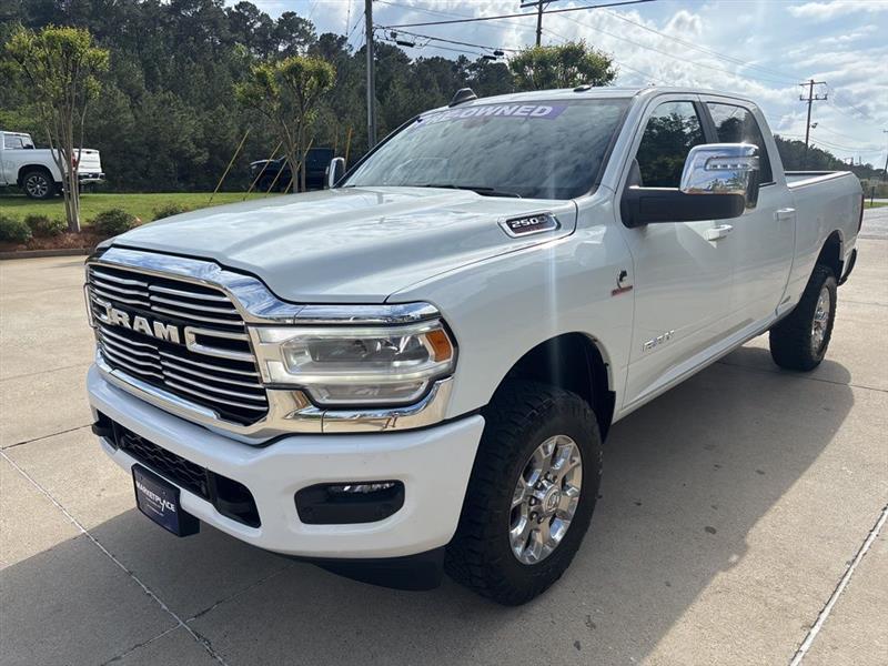 RAM 2500 Laramie Crew Cab SWB 4WD 2024