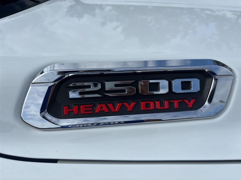 RAM 2500 Laramie Crew Cab SWB 4WD 2024