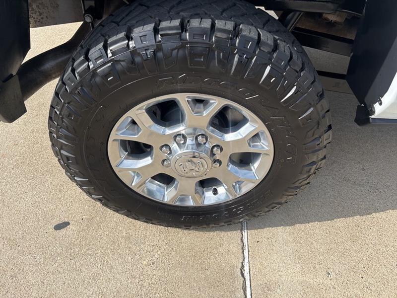 RAM 2500 Laramie Crew Cab SWB 4WD 2024