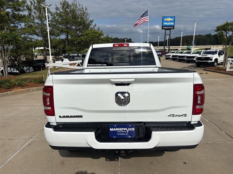 RAM 2500 Laramie Crew Cab SWB 4WD 2024