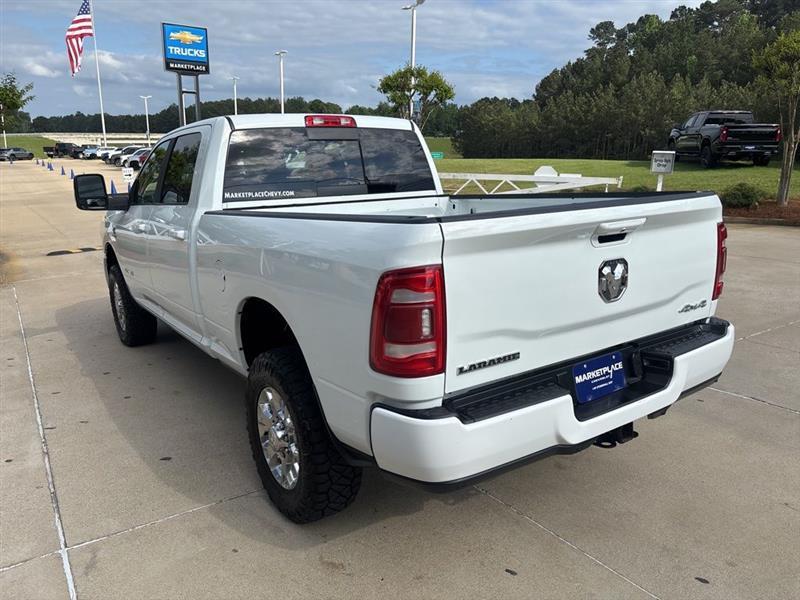 RAM 2500 Laramie Crew Cab SWB 4WD 2024