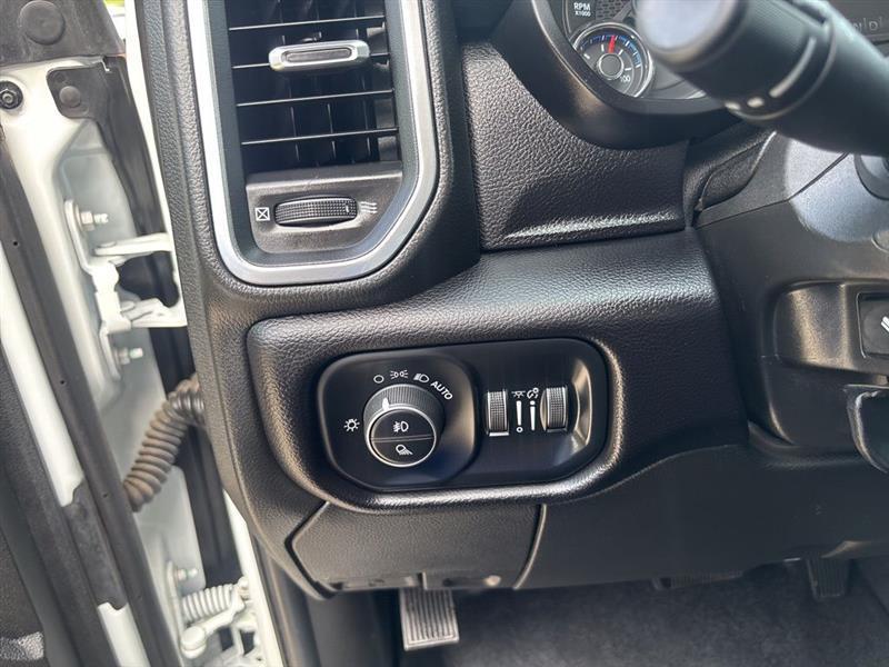 RAM 2500 Laramie Crew Cab SWB 4WD 2024