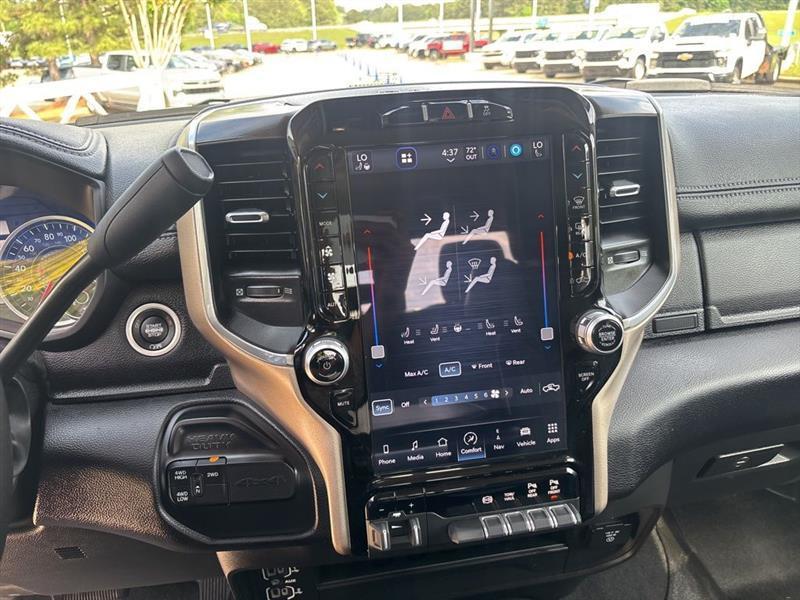 RAM 2500 Laramie Crew Cab SWB 4WD 2024