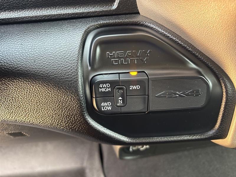 RAM 2500 Laramie Crew Cab SWB 4WD 2024