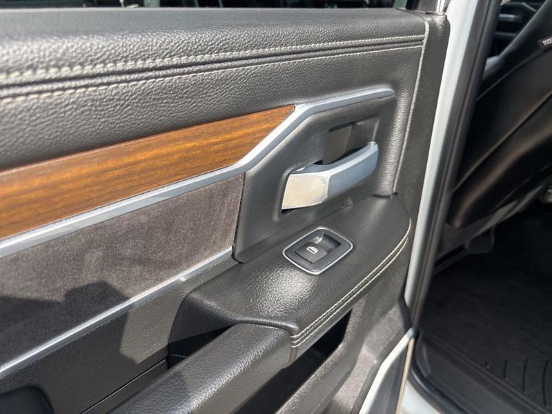 RAM 2500 Laramie Crew Cab SWB 4WD 2024