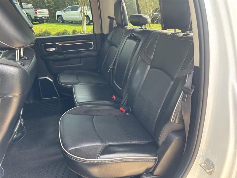 RAM 2500 Laramie Crew Cab SWB 4WD 2024