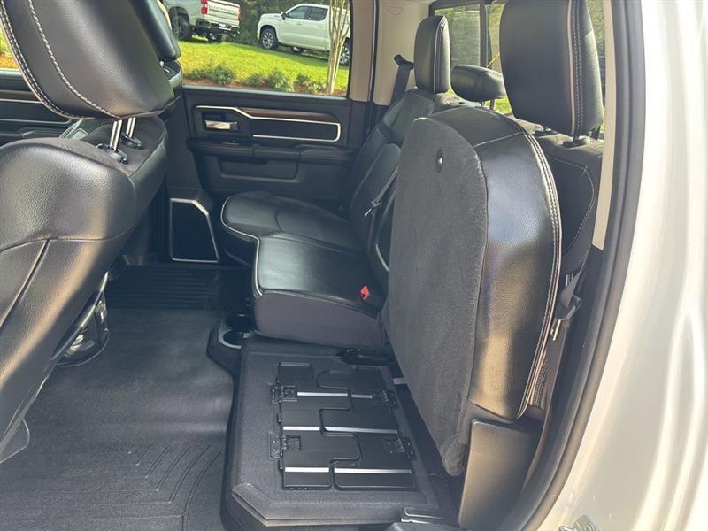 RAM 2500 Laramie Crew Cab SWB 4WD 2024