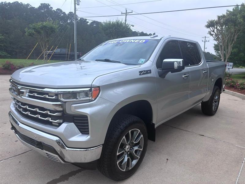 Chevrolet Silverado 1500 LTZ Crew Cab 4WD 2022