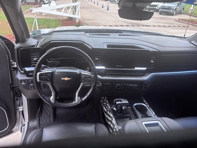 Chevrolet Silverado 1500 LTZ Crew Cab 4WD 2022