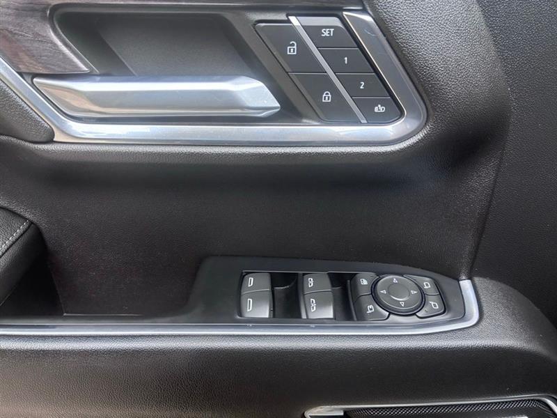 Chevrolet Silverado 1500 LTZ Crew Cab 4WD 2022