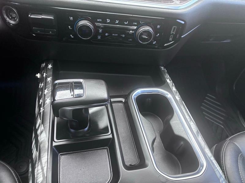Chevrolet Silverado 1500 LTZ Crew Cab 4WD 2022