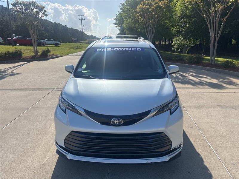 Toyota Sienna Limited 7-Passenger AWD 2024