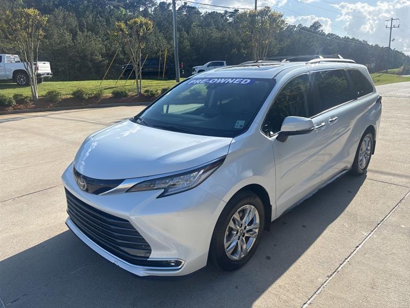Toyota Sienna Limited 7-Passenger AWD 2024