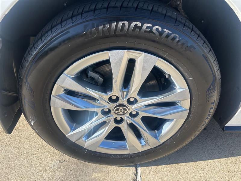 Toyota Sienna Limited 7-Passenger AWD 2024