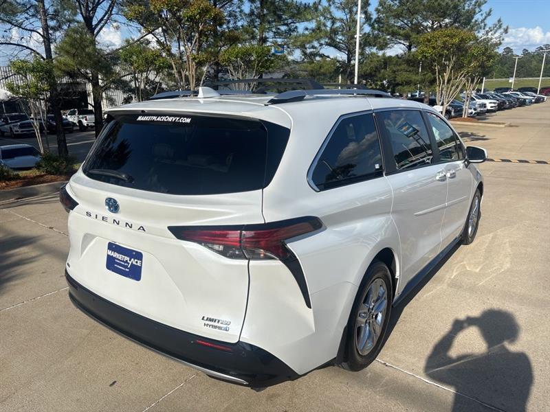Toyota Sienna Limited 7-Passenger AWD 2024