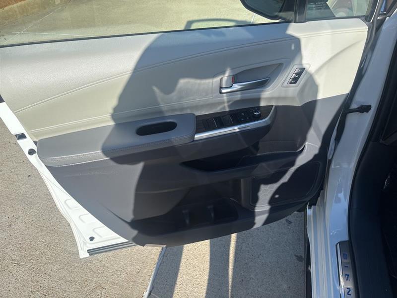 Toyota Sienna Limited 7-Passenger AWD 2024