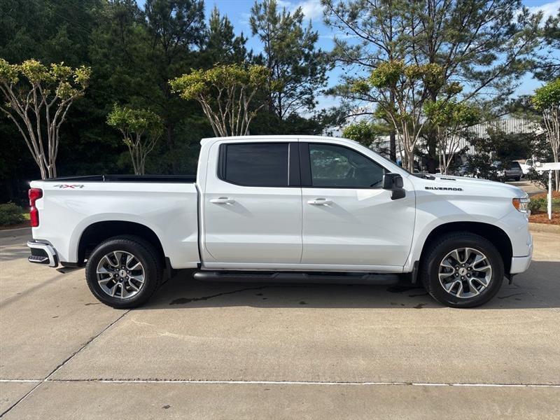 Chevrolet Silverado 1500 RST Crew Cab 4WD 2026