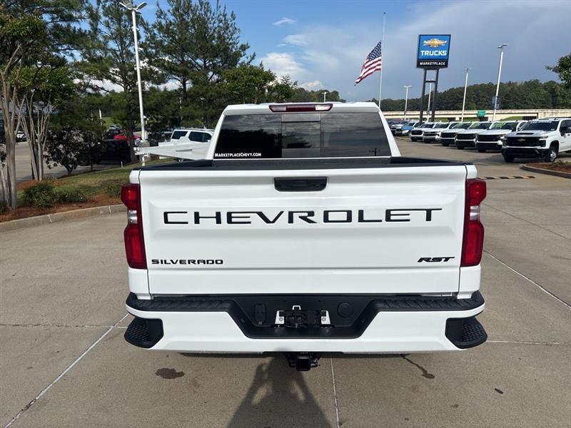 Chevrolet Silverado 1500 RST Crew Cab 4WD 2026