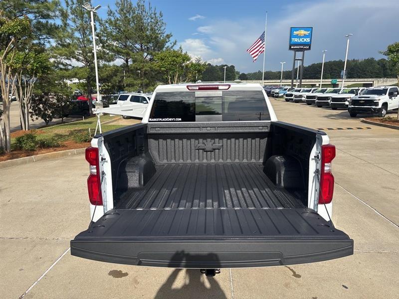 Chevrolet Silverado 1500 RST Crew Cab 4WD 2026