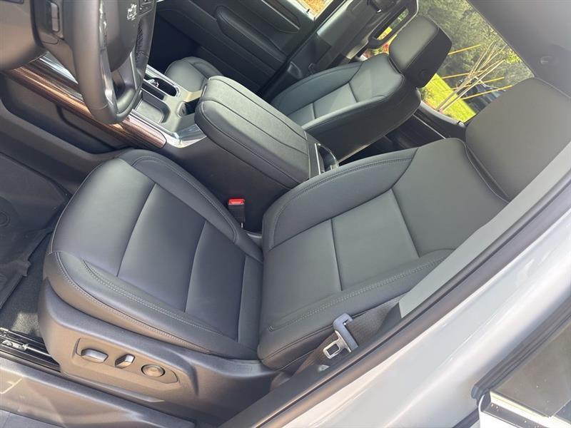 Chevrolet Silverado 1500 RST Crew Cab 4WD 2026