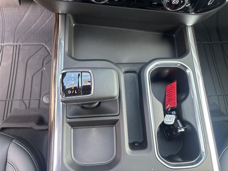 Chevrolet Silverado 1500 RST Crew Cab 4WD 2026