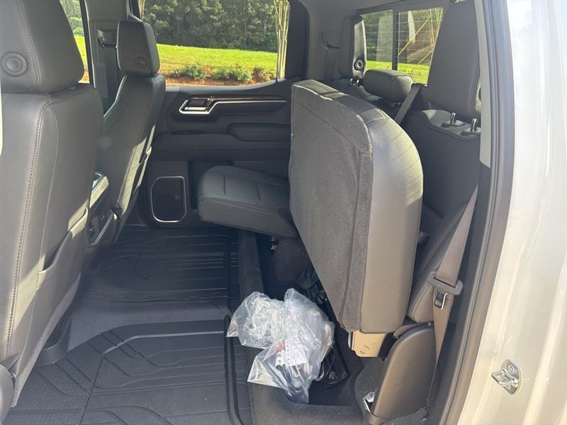 Chevrolet Silverado 1500 RST Crew Cab 4WD 2026