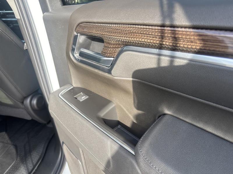 Chevrolet Silverado 1500 RST Crew Cab 4WD 2026