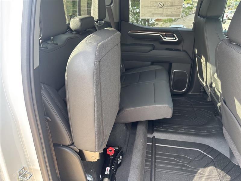 Chevrolet Silverado 1500 RST Crew Cab 4WD 2026