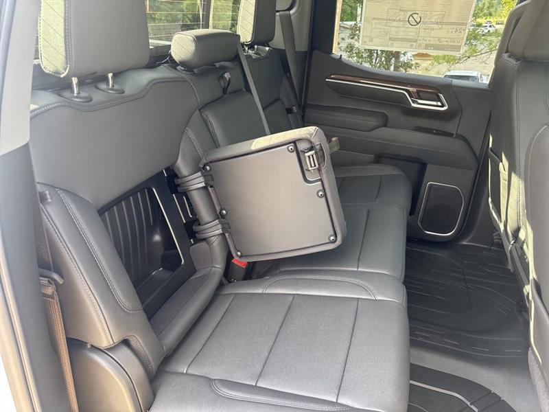 Chevrolet Silverado 1500 RST Crew Cab 4WD 2026