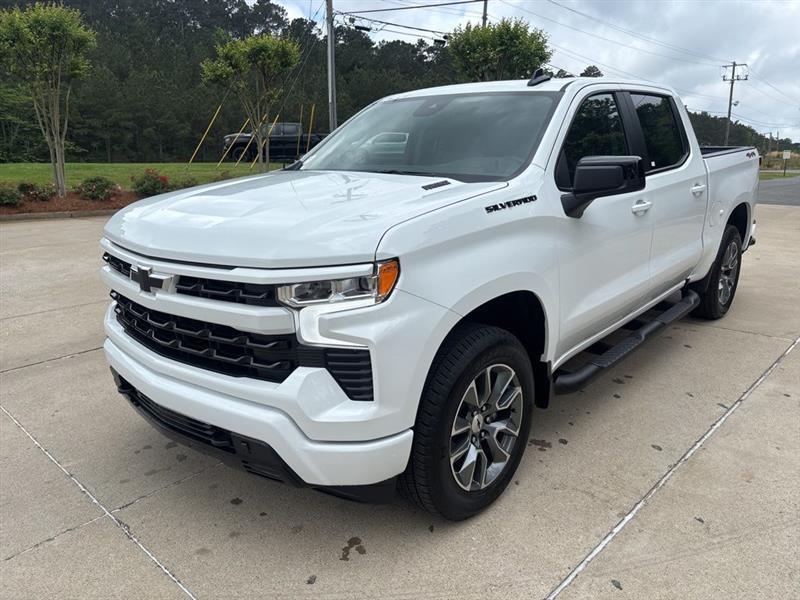 Chevrolet Silverado 1500 RST Crew Cab 4WD 2026
