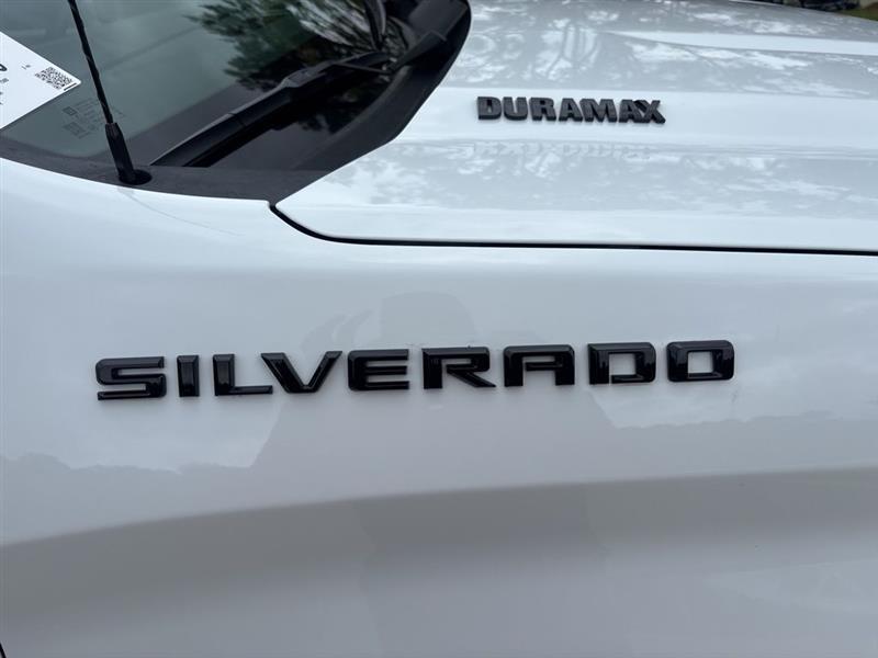 Chevrolet Silverado 1500 RST Crew Cab 4WD 2026