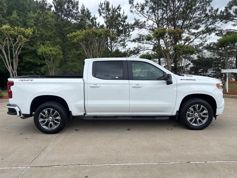 Chevrolet Silverado 1500 RST Crew Cab 4WD 2026