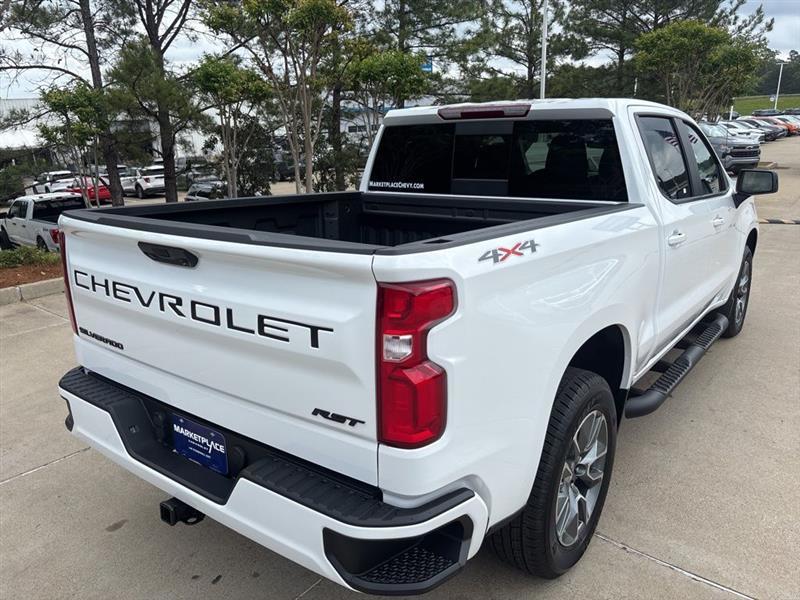 Chevrolet Silverado 1500 RST Crew Cab 4WD 2026