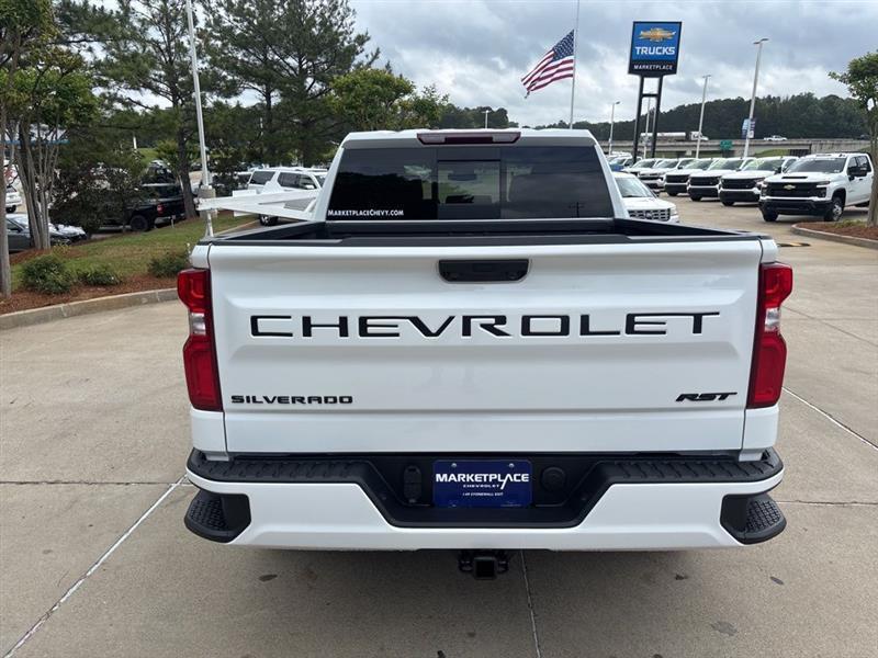 Chevrolet Silverado 1500 RST Crew Cab 4WD 2026
