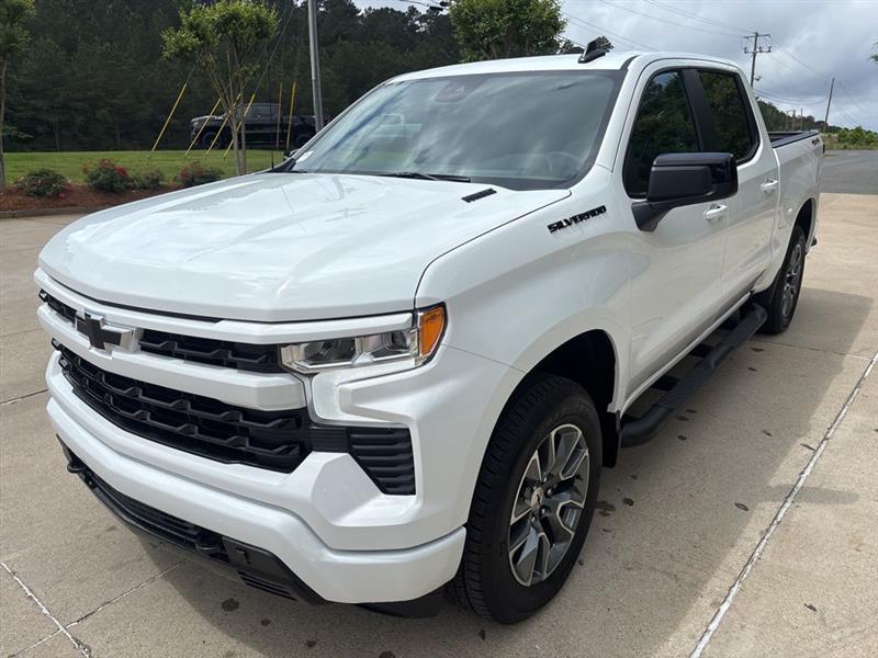 Chevrolet Silverado 1500 RST Crew Cab 4WD 2026