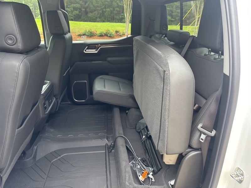 Chevrolet Silverado 1500 RST Crew Cab 4WD 2026