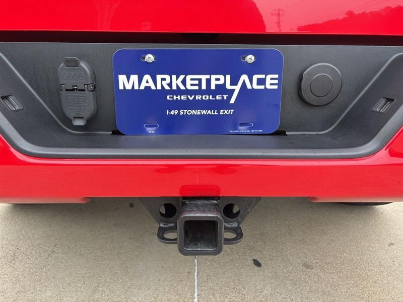 Chevrolet Silverado 1500 Custom Crew Cab Long Box 4WD 2020