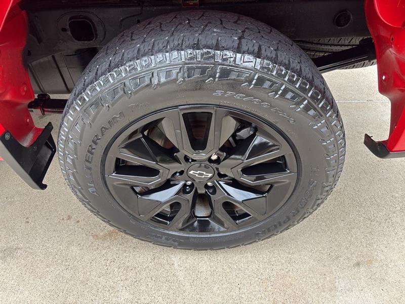 Chevrolet Silverado 1500 Custom Crew Cab Long Box 4WD 2020