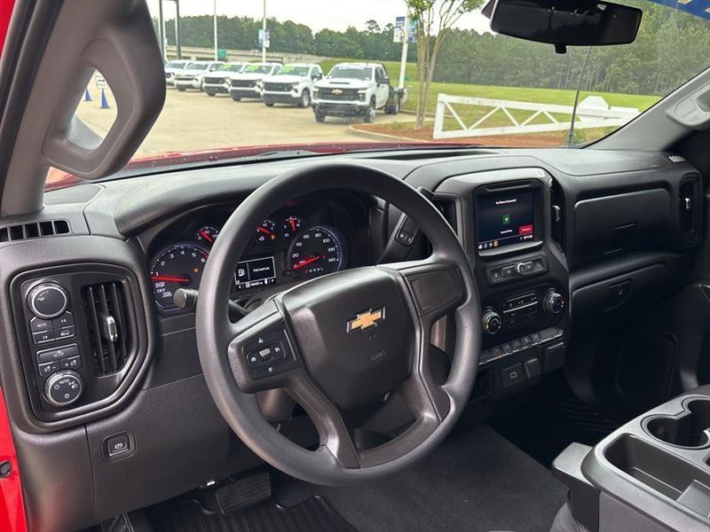 Chevrolet Silverado 1500 Custom Crew Cab Long Box 4WD 2020