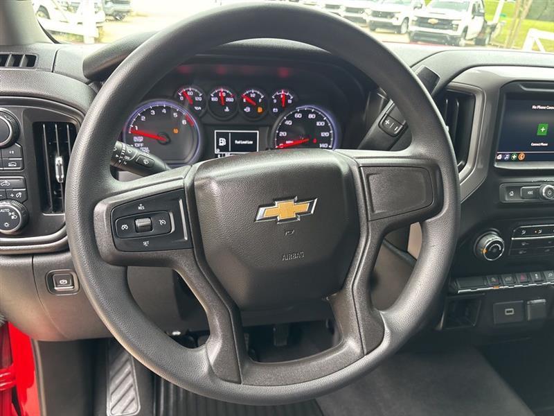 Chevrolet Silverado 1500 Custom Crew Cab Long Box 4WD 2020