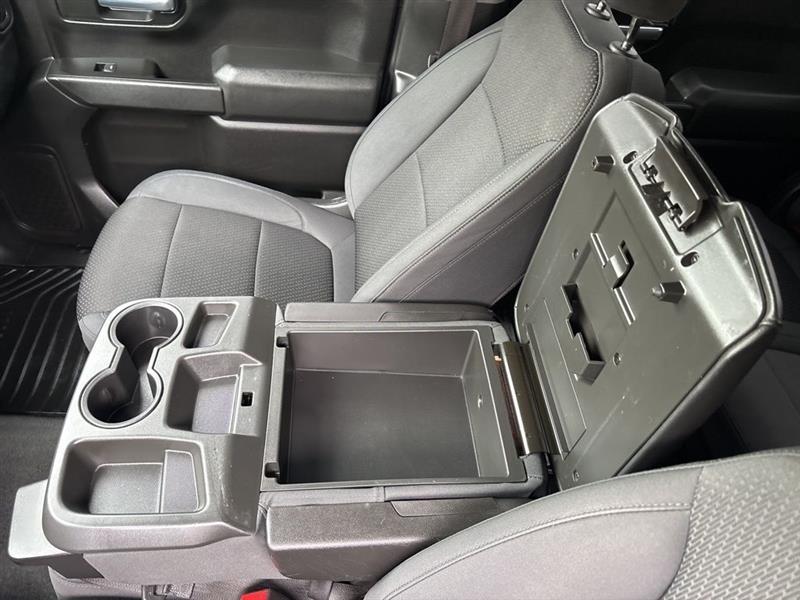 Chevrolet Silverado 1500 Custom Crew Cab Long Box 4WD 2020