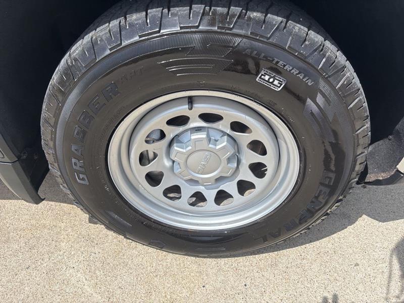 GMC Sierra 1500 Pro Double Cab 4WD 2023