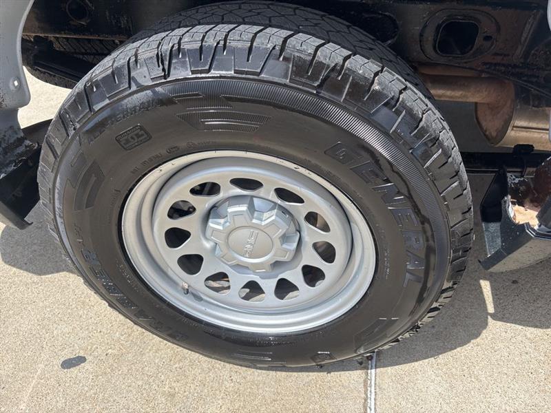 GMC Sierra 1500 Pro Double Cab 4WD 2023